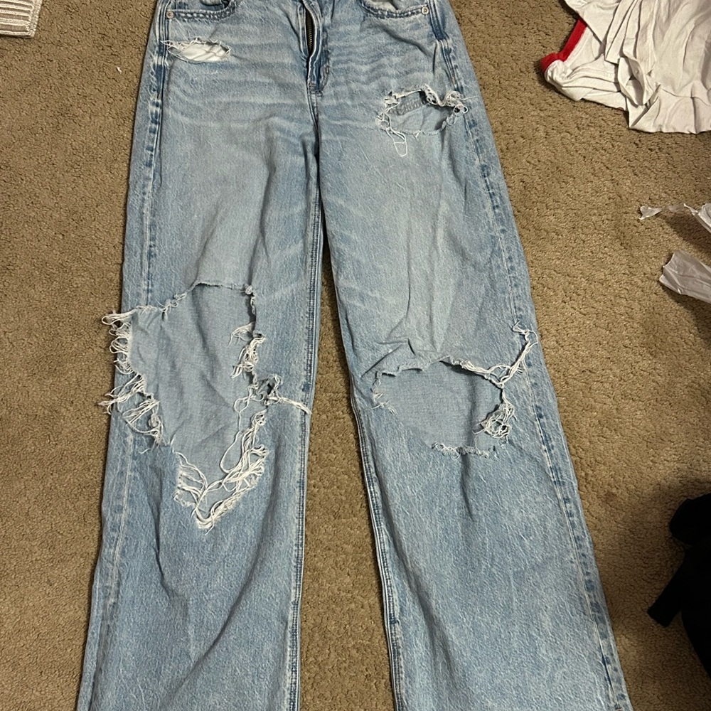 American Eagle Outfitters Light Blue Distressed Straight Leg Jeans
